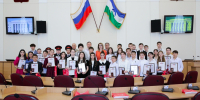 В Парламенте КБР школьникам вручили паспорта - РИА Кабардино-Балкария