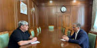 Глава КБР Казбек Коков обсудил с Председателем Правительства республики Алием Мусуковым первоочередные задачи Оперативного штаба по ЧС в Тырныаузе - Правительство КБР