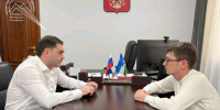 Министр курортов и туризма Кабардино-Балкарской Республики Аскер Бифов провел встречу с участником программы наставничества «Герои Кабардино-Балкарии» Асланом Жашуевым - Министерство курортов и туризма