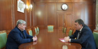 Казбек Коков провел рабочую встречу с министром природных ресурсов и экологии республики Ильясом Шаваевым - Кабардино-Балкарская правда