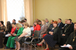 Поддерживать культурную самобытность всех народов, проживающих в муниципальном районе