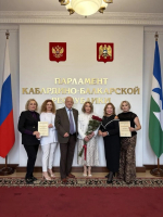 Владимир Безгодько вручил дипломы членам Ассоциации женщин-предпринимателей КБР